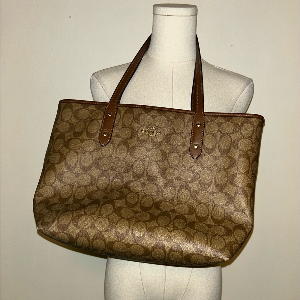 🍁Coach Travel Tote Purse🍁